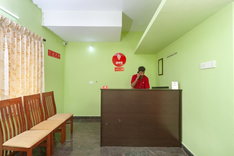 OYO 18955 St Residency, Othakalmandapam, Coimbatore