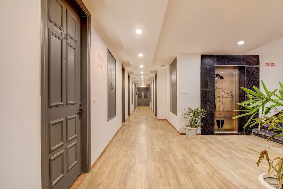 OYO Townhouse 115 Patel Nagar, Patel Nagar Delhi, Delhi