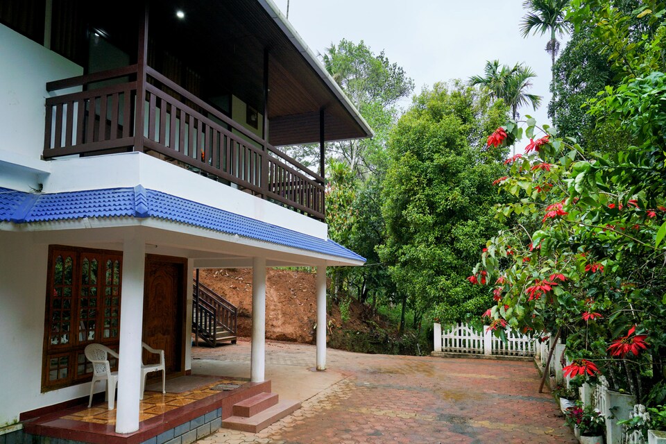 OYO Home 18958 Exotic Stay, Anachal, Munnar
