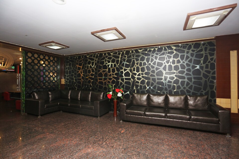 OYO 2925 Hotel Tri Inn, Firayalal, Ranchi
