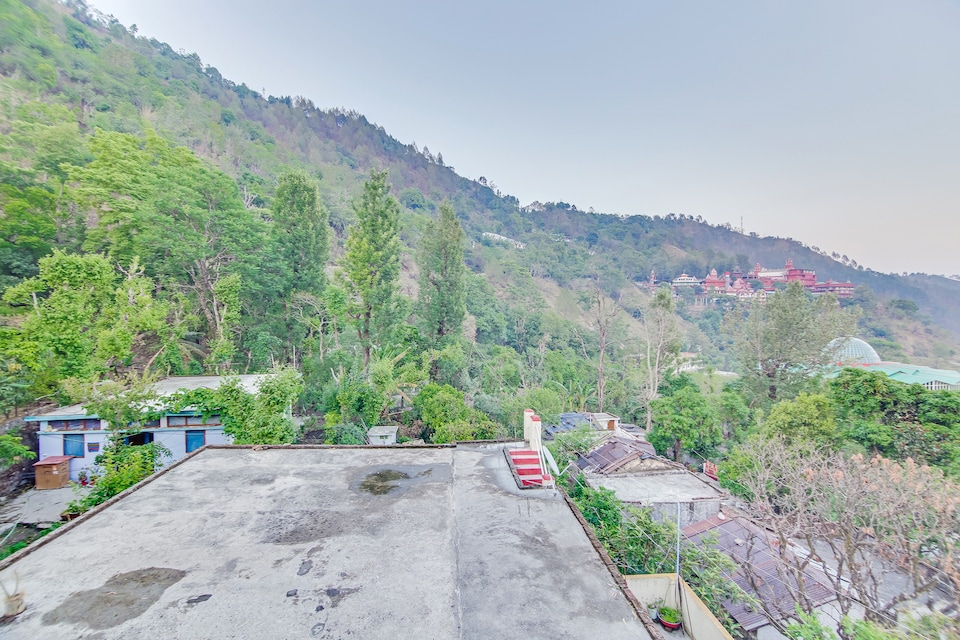 OYO Home 18975 Classic Stay, Bhowali Nainital, Nainital