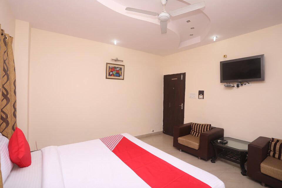 OYO 18977 Hotel The Abode, Ranipur Haridwar, Haridwar