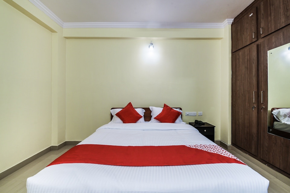 OYO Sai Residency, Beach Side Visakhapatnam, Visakhapatnam