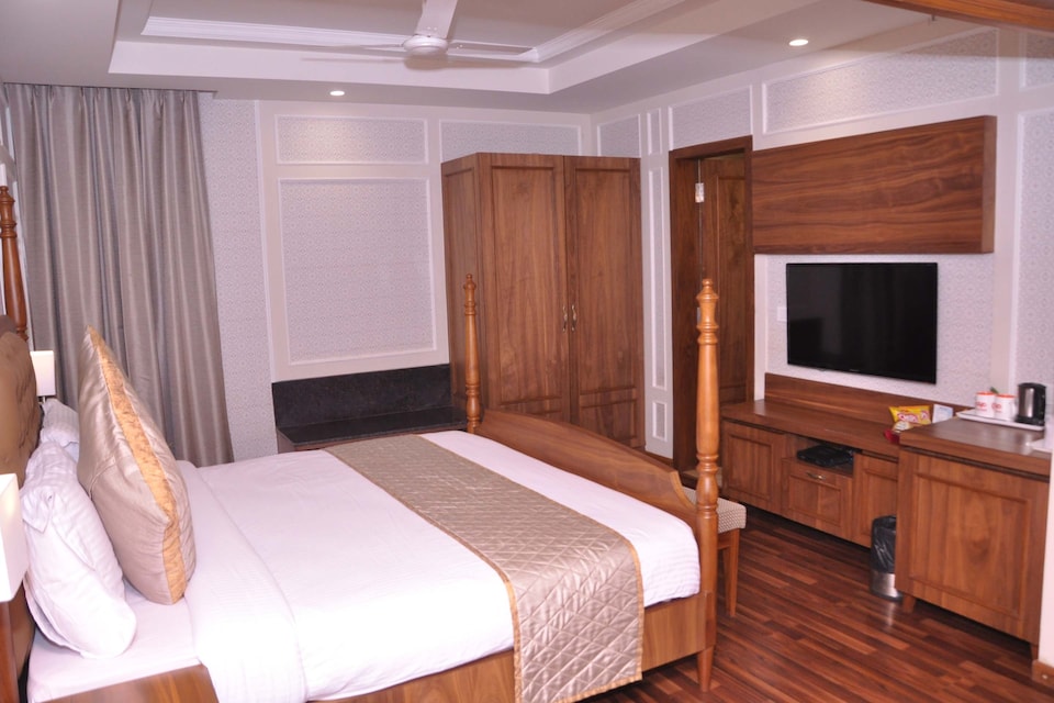 OYO 2930 Hotel Chanakya, Patna Station, Patna