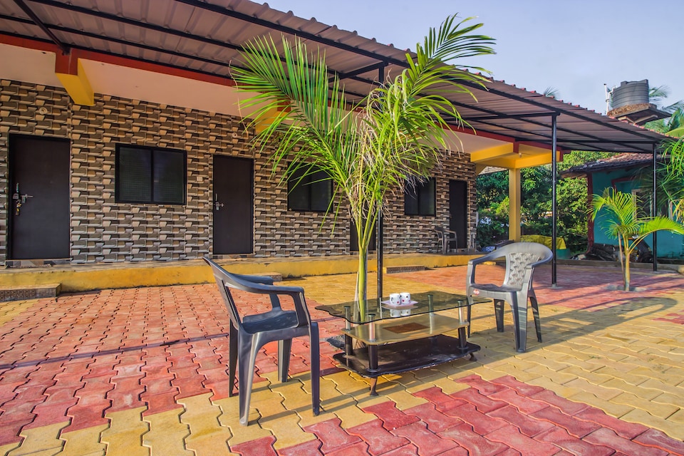 OYO 19005 Beach View Studio, Anjuna Vagator Goa, Goa