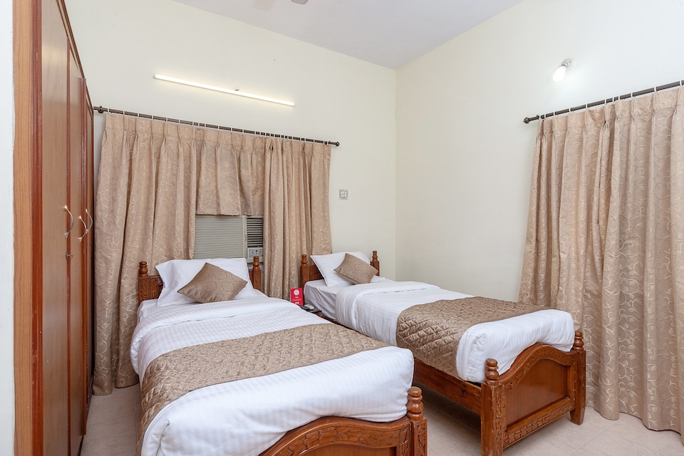 OYO Hotel 19010 Tower Residency, Anna Nagar Chennai, Chennai
