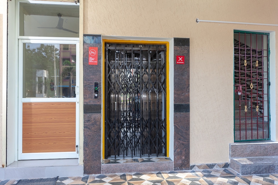 OYO Hotel Sannidhi Residency, Tiruchanur Road Tirupati-II, Tirupati