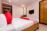 OYO Hotel Palm Star