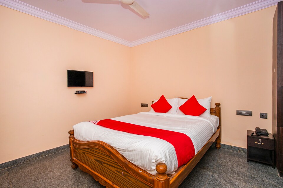 OYO 19038 मैथुश्री कम्फर्ट्स, Jalahalli Bangalore, बैंगलोर