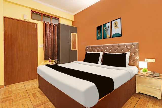 Super Hotel O Vidhan Sabha Chowk Formerly Sunshine Guest House