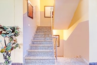 Hotel O Vidhan Sabha Chowk Formerly Sunshine Guest House