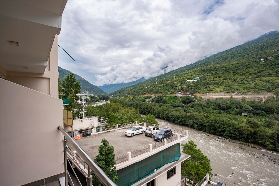 OYO 19141 Diamond Vaishali, Kullu, Kullu