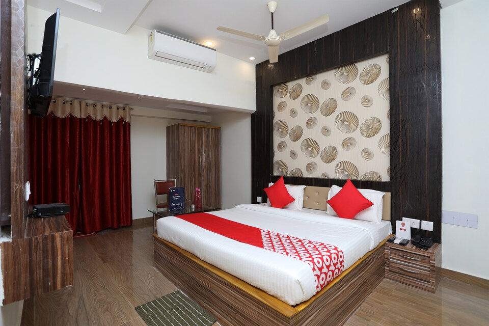 OYO 19144 Hotel Rainbow, Jaidev Vihar, Bhubaneswar