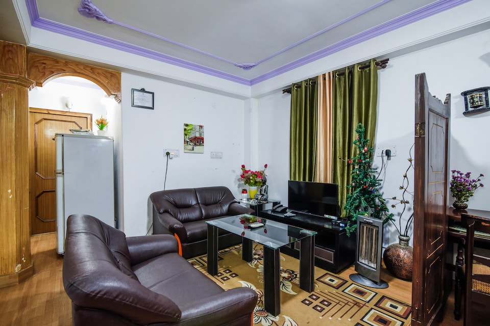 OYO Home 19148 Serene 3BHK, Sanjauli, Shimla