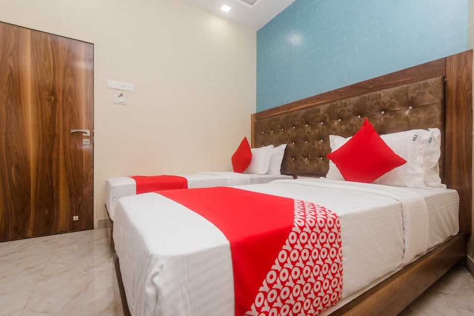 Hotel O Greenforest Near Airport Road Metro Station, Mumbai International Airport, मुंबई