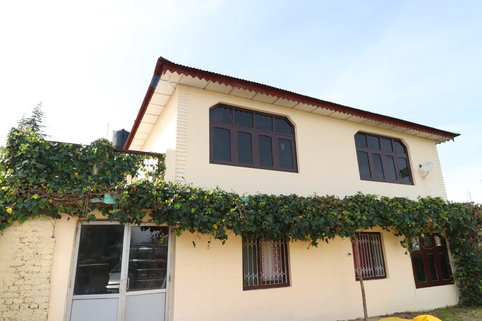 OYO Home 31918 Cozy 4BHK, Kufri-Faghu-Theog, Shimla