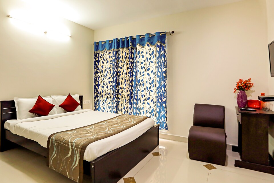 OYO Rooms 015 Banjara Hills Near MLA Colony, Banjara Hills, Hyderabad