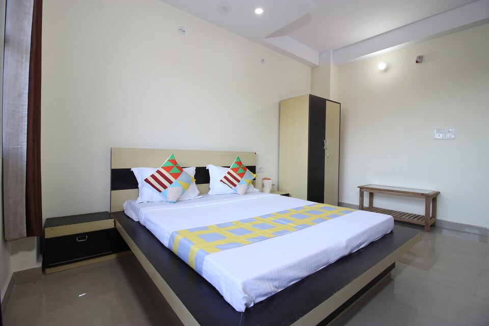 OYO Home 19287 Classic Stay, Bhowali Nainital, Nainital