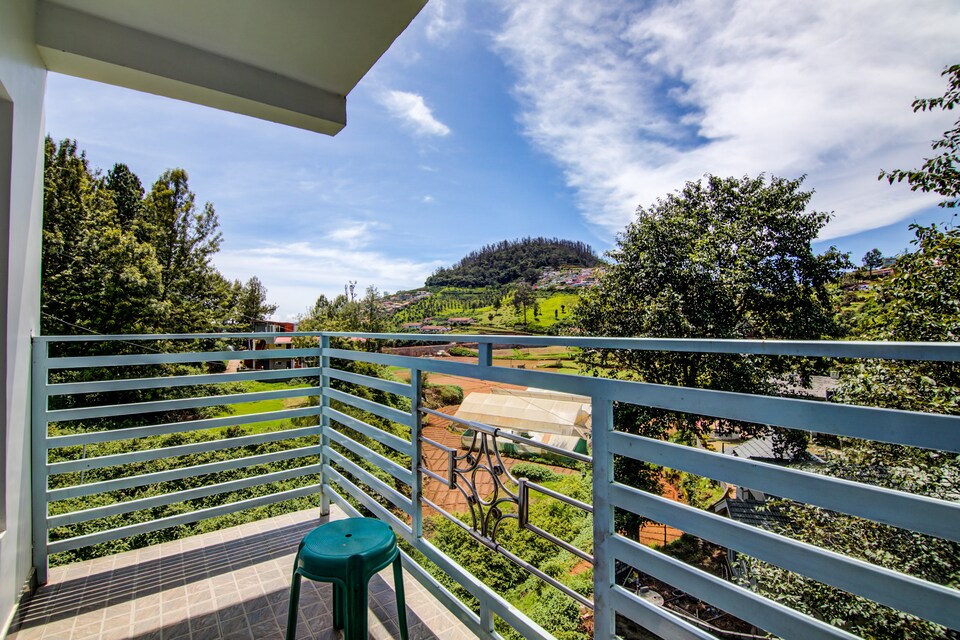 OYO 19305 Lebon Residency, Ooty Coonoor Road, Ooty