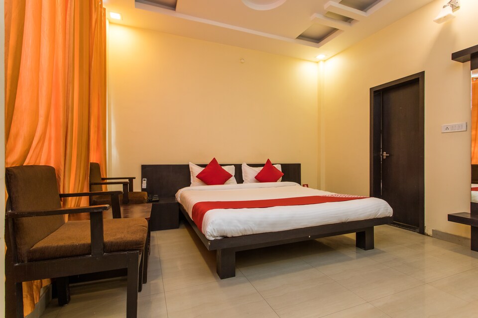 OYO 2942 Hotel Suryodaya, Freeganj, Ujjain