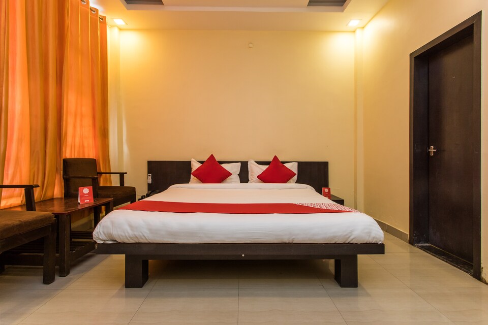 OYO 2942 Hotel Suryodaya, Freeganj, Ujjain