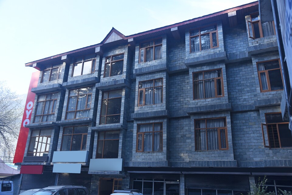 OYO 19322 Hotel Snow Flake, Mall Road Manali, Manali