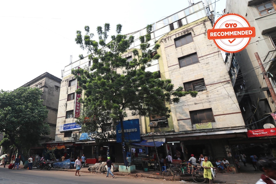 Flagship 19330 Hotel Aria Mg Road, Esplanade Kolkata, Kolkata