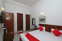 OYO Urusvati Art And Habitat Centre