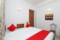 OYO Urusvati Art And Habitat Centre