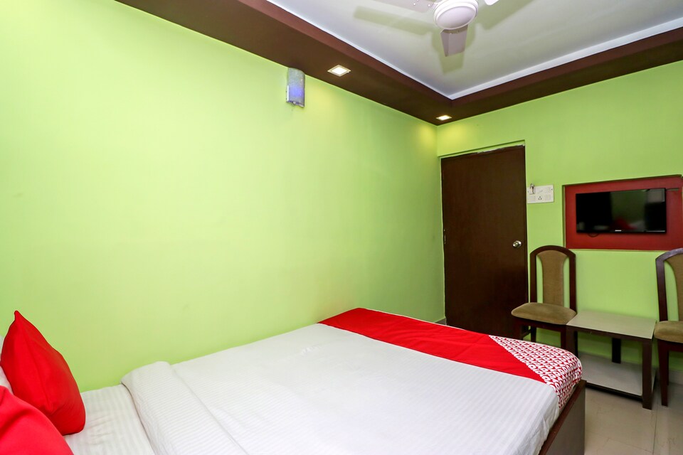 OYO 19357 Reda Right Taste, Howrah Kolkata, Kolkata