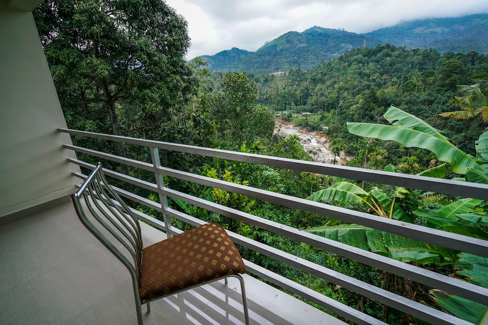 OYO Home 19378 Tranquil Stay Anachal, Anachal, Munnar