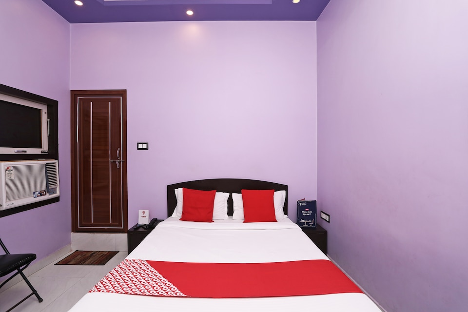 OYO 19379 Hotel Sai Palace, Sigra, Varanasi