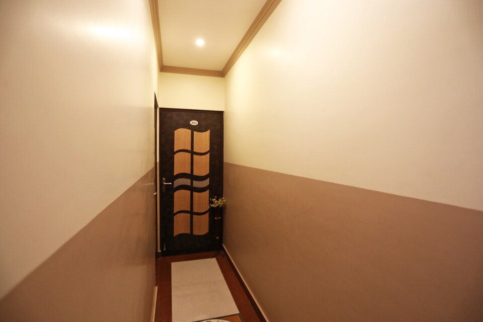 OYO 19379 Hotel Sai Palace, Sigra, Varanasi