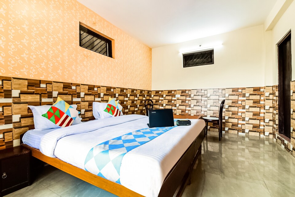 OYO Home 19386 Cozy Stay, Dharamshala, Dharamshala