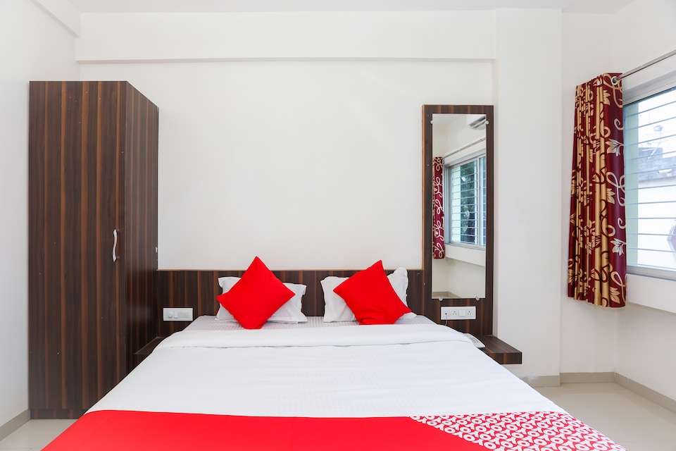 OYO 19404 Hotel Namrata, Panchavati-Adgaon, Nashik