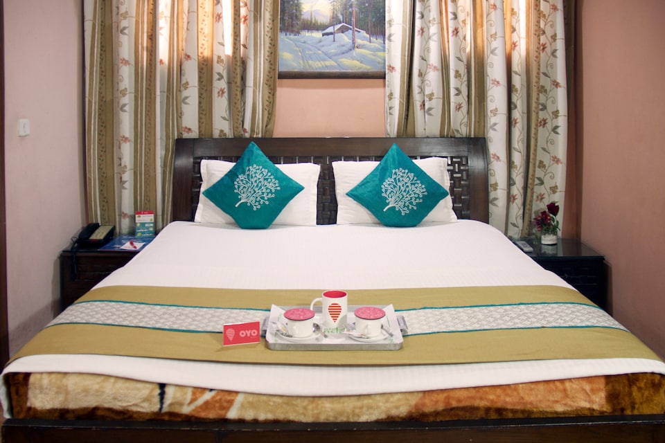 OYO Rooms 139 Near Kailash Colony Metro Station, Nehru Place, Delhi