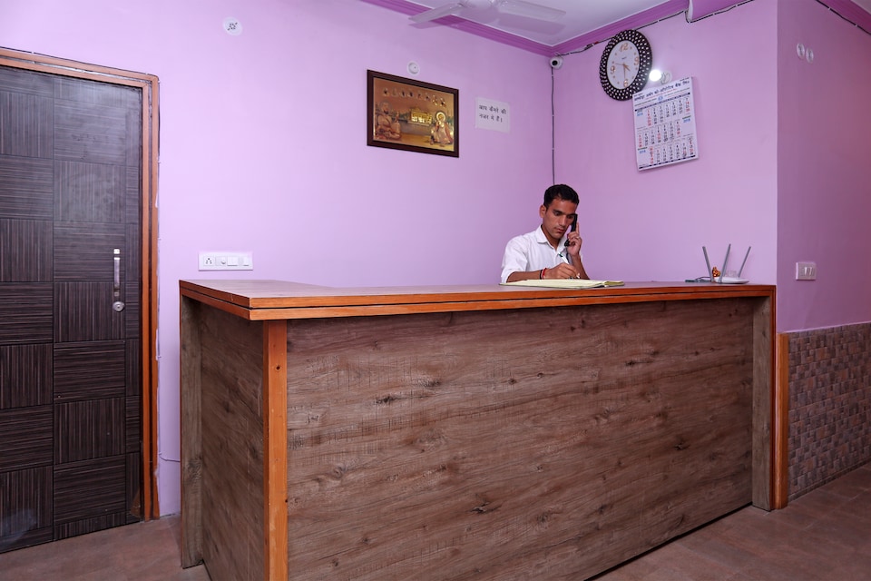 OYO 19406 Hotel Janta Palace, Almora, Almora