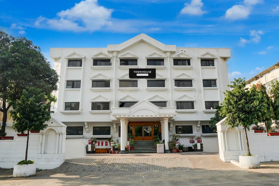 Super Townhouse Subhash Nagar Formerly Royal Palazzo, Sindhi Camp, Jaipur