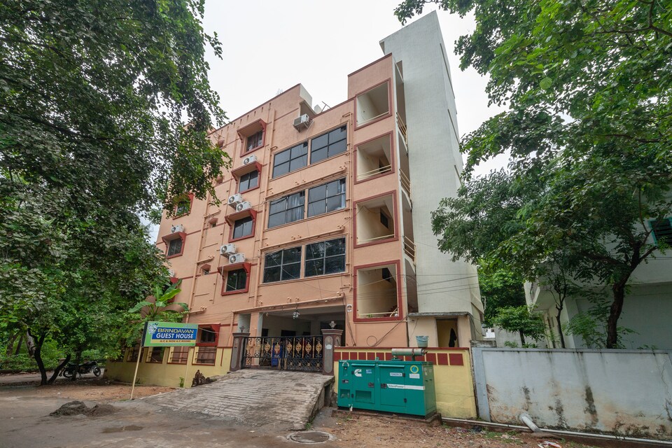 OYO 19457 Brindavan Guest House, Kapila Theertham Tirupati, Tirupati