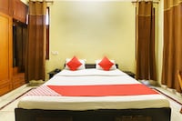 OYO Rose View Near Iskcon Temple Noida