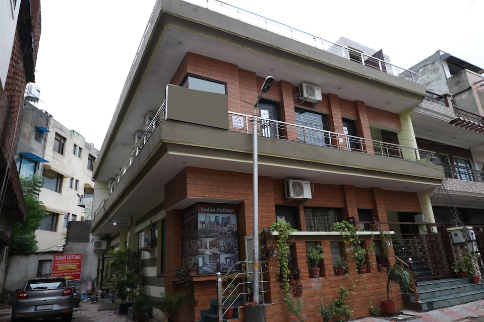 Live on ZKR206, Zirakpur, Zirakpur