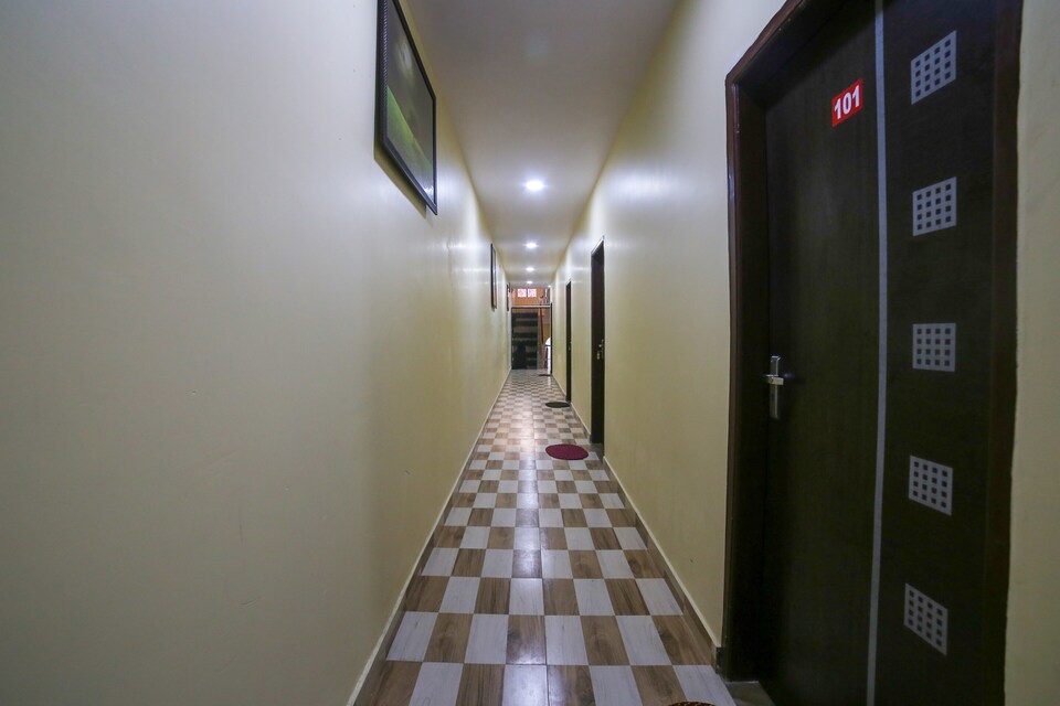 LIVE AS DEL2296, Rajouri Garden Delhi, Delhi