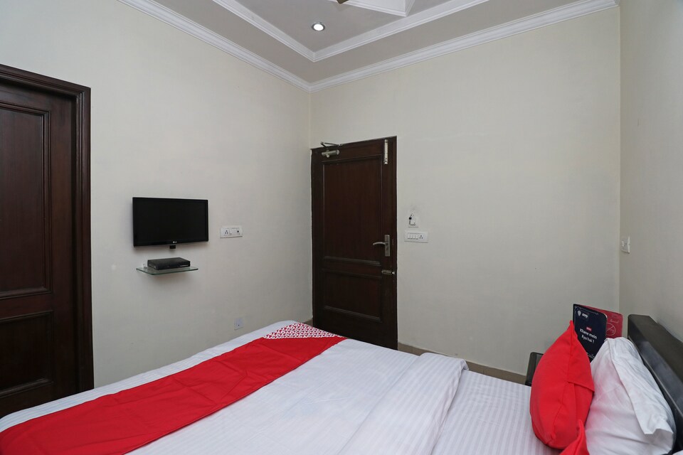 OYO 19483 होटल अबिनाशी, Karnal, करनाल