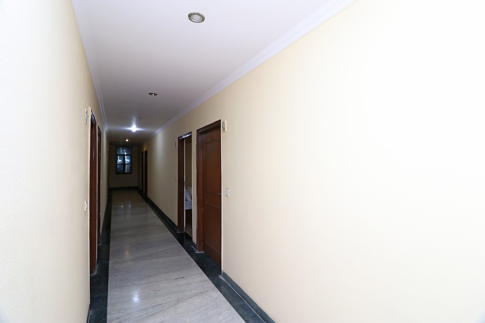 OYO 19484 Hotel Mahajan International , Vasant Kunj Delhi, Delhi