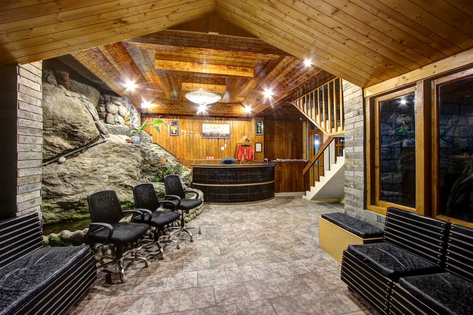 Hotel O Shishamaati, Kullu, कुल्लू