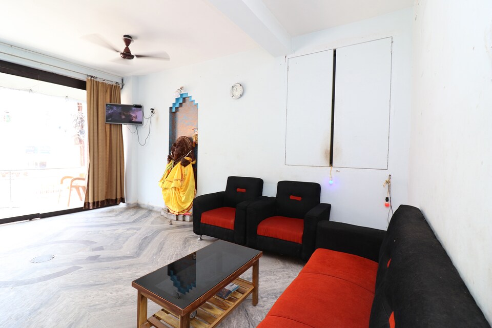 OYO 19500 Baikuntha Palace, Swargdwar Puri, Puri