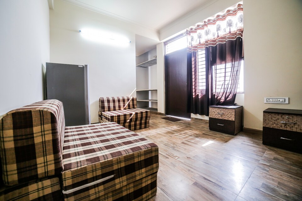 OYO Home 19532 Spacious Studio, Mansarovar, Jaipur
