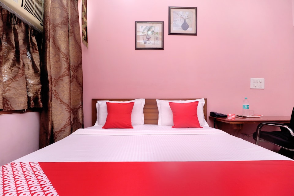 OYO 19538 Hotel Garga Residency, Mall Road Bathinda, Bathinda
