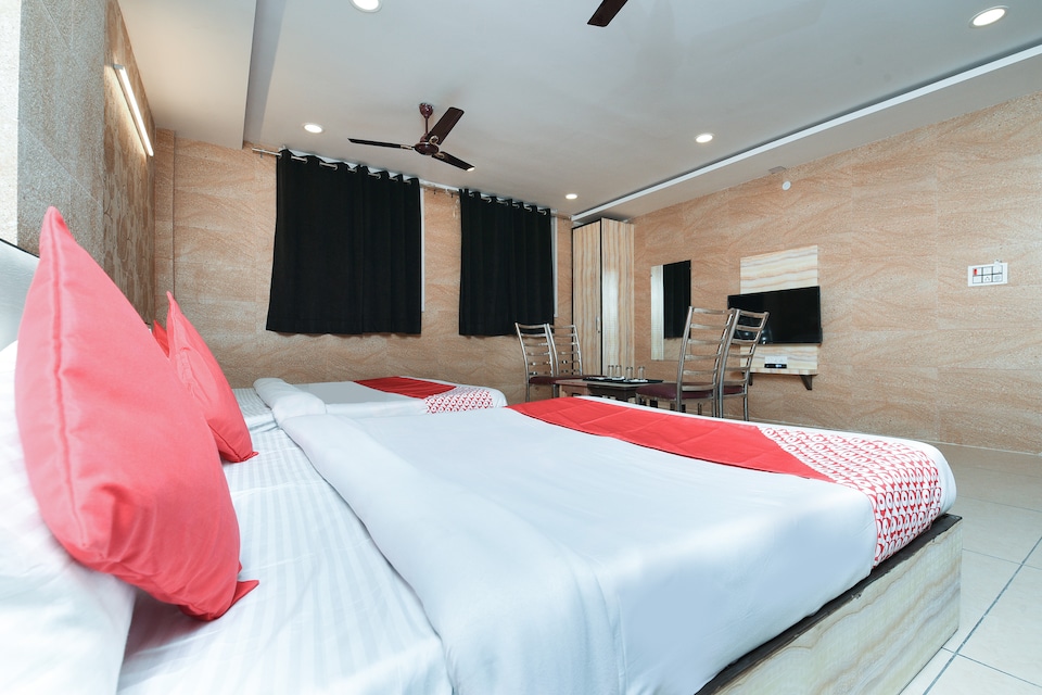 Flagship 19542 Flamingo Grand Sector 19, Pitampura - Rohini Delhi, Delhi