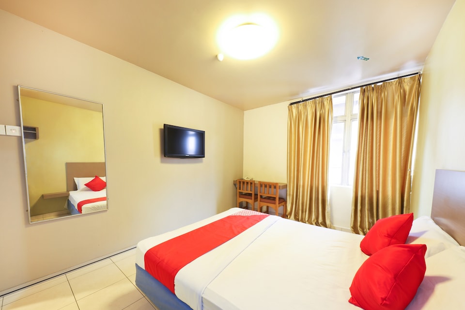 OYO 434 Marbella Hotel, Perling, Johor Bahru